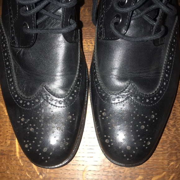 handsome black lace ups - Picture 9 of 9